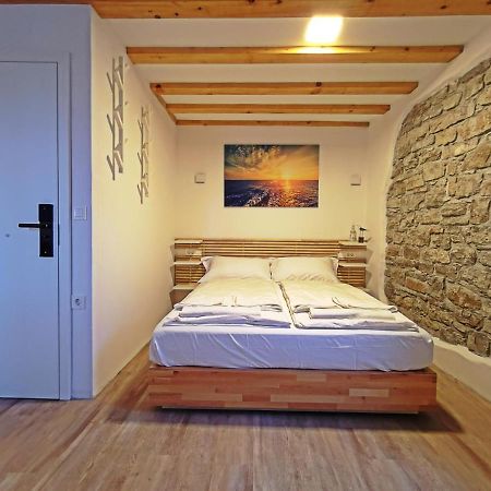 Ribiska Hisa - Old Piran Fisherman'S House Exterior photo